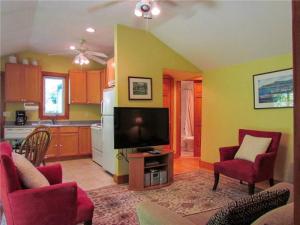 phpthumb_generated_thumbnailjpg-4